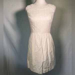 Vineyard Vines white dress